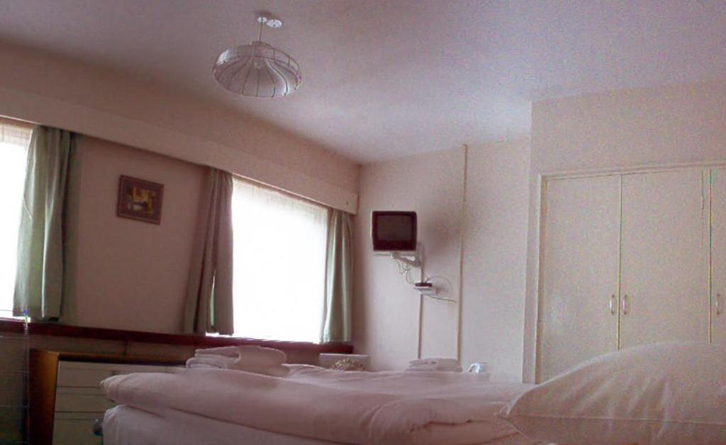 Tekels Park Guest House Кэмберлей Номер фото
